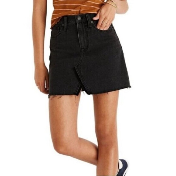 Madewell A Line Raw Hem Notched Cutout Black Denim Jean Mini Skirt Size 26 - Picture 5 of 16